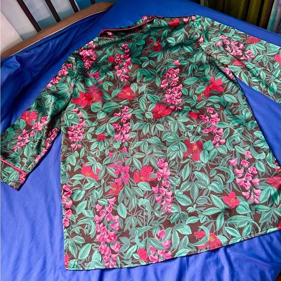 Ann Taylor Dark Green, Pink Tropical Floral Pajama Set, Size M - Picture 8 of 15